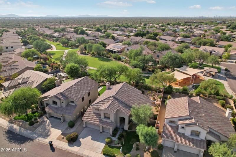 63-web-or-mls-E Wingspan Way-S1408-063