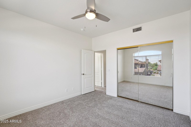 34-web-or-mls-E Wingspan Way-S1408-034