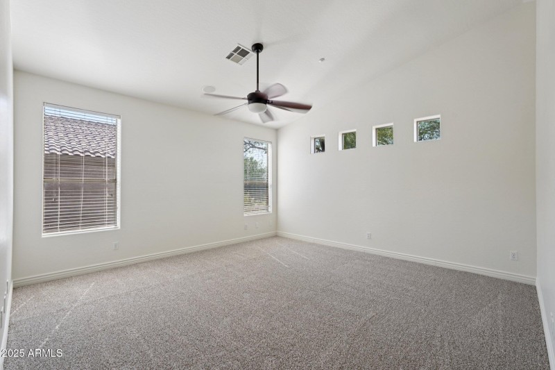 43-web-or-mls-E Wingspan Way-S1408-043