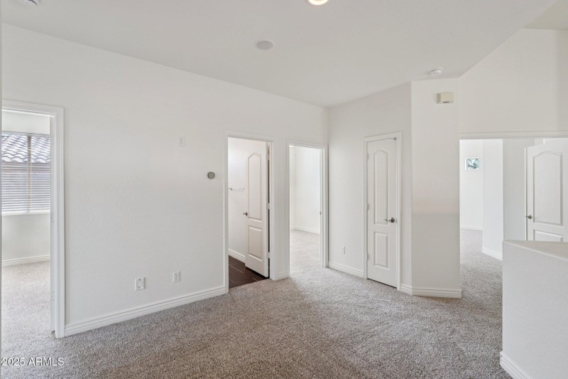 47-web-or-mls-E Wingspan Way-S1408-047