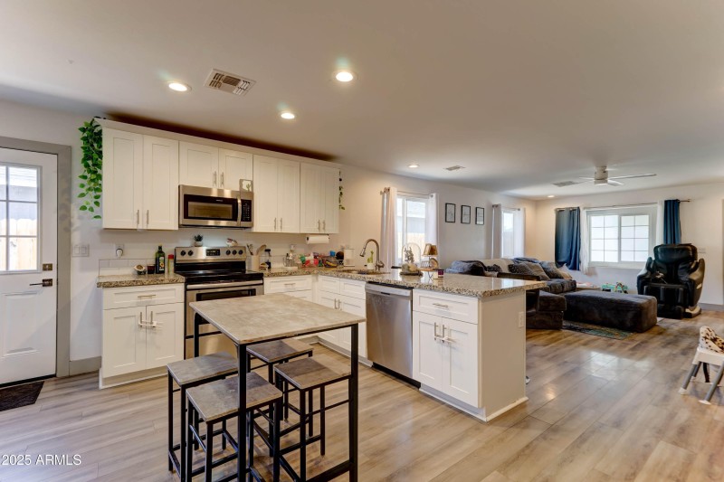 5034 S 11th-7