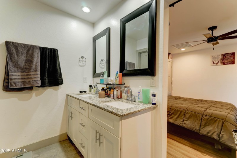 5034 S 11th-17