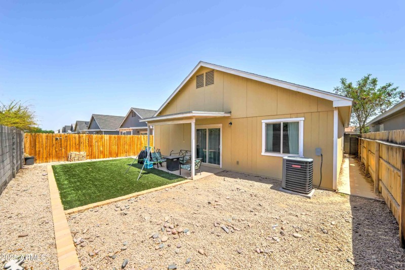 5034 S 11th-28