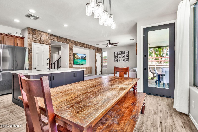 19010 E Swan Dr-5
