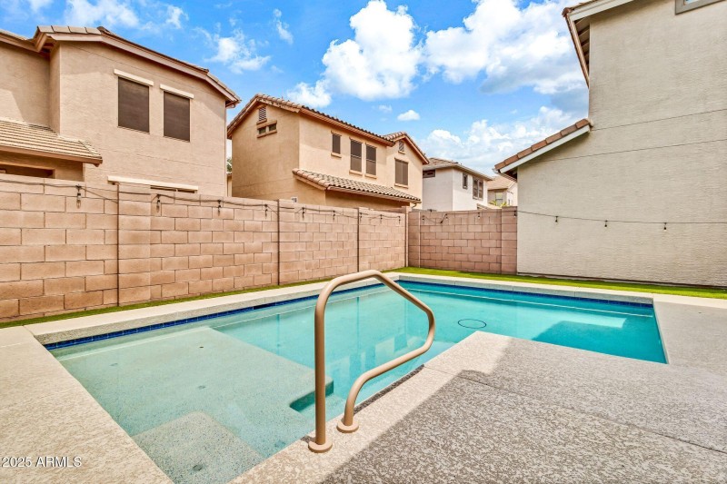 19010 E Swan Dr-37