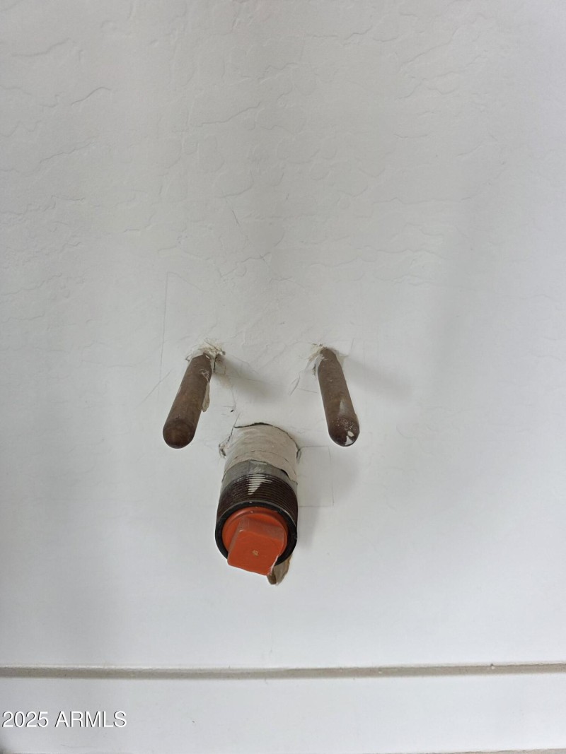 Garage plumbed for sink