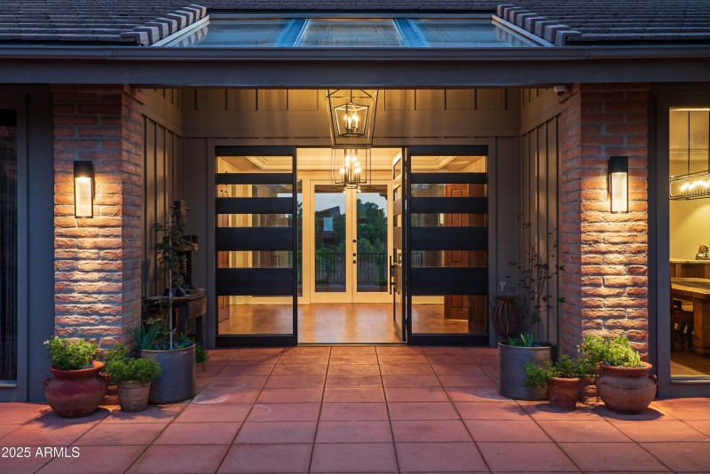 FRONT ENTRY