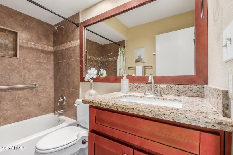 27 Guest Bath