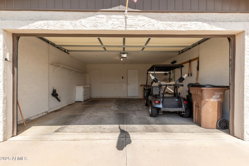 29 2-Car Garage