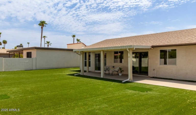 32 Covered Patio