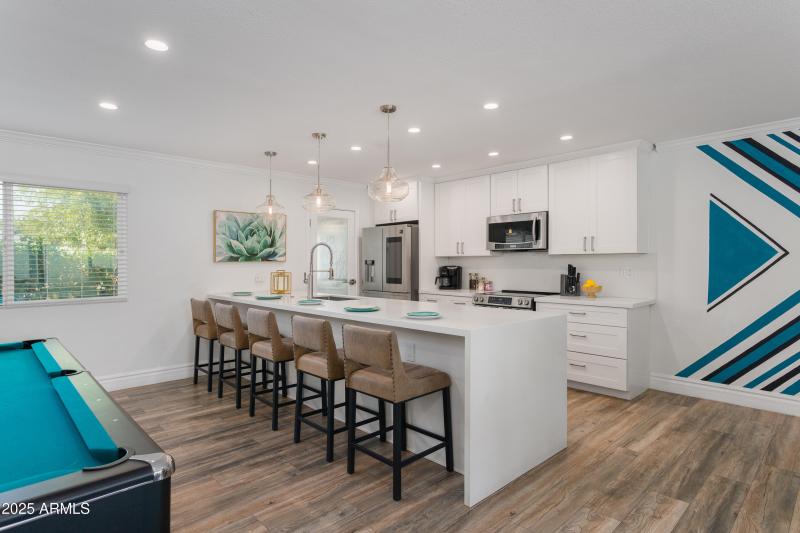 PropertyImageCo_8649EPlazaAve_WEB-8