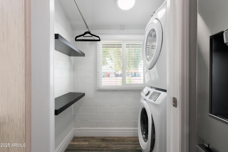 PropertyImageCo_8649EPlazaAve_WEB-15