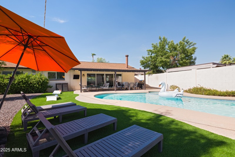 PropertyImageCo_8649EPlazaAve_WEB-32