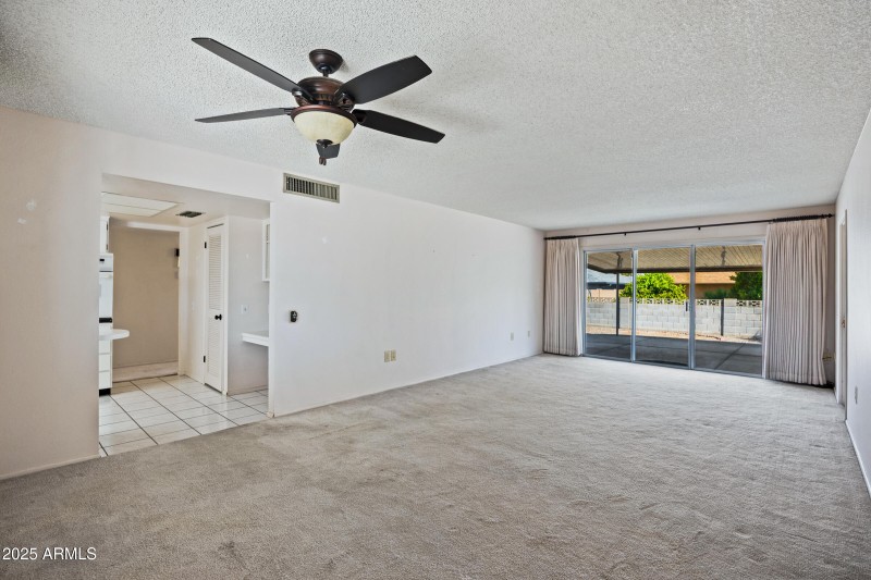 11041 W Pleasant Valley Rd-15