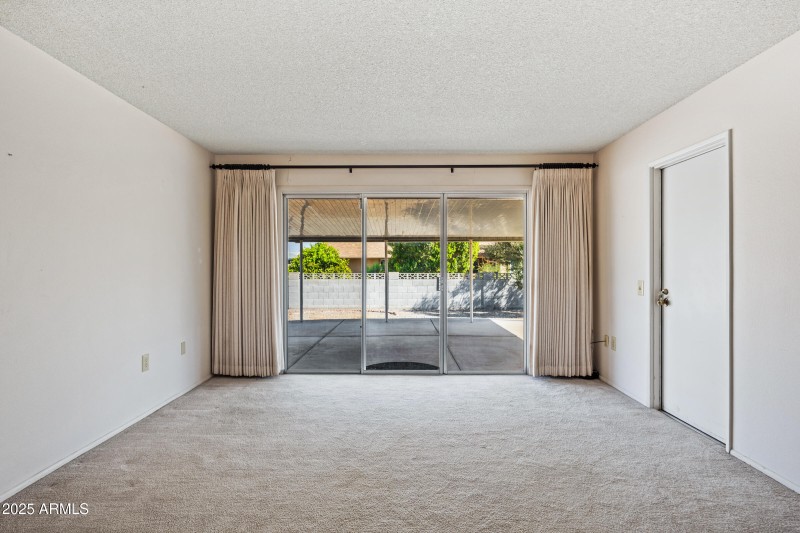 11041 W Pleasant Valley Rd-16