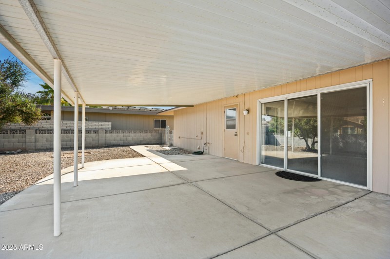 11041 W Pleasant Valley Rd-31