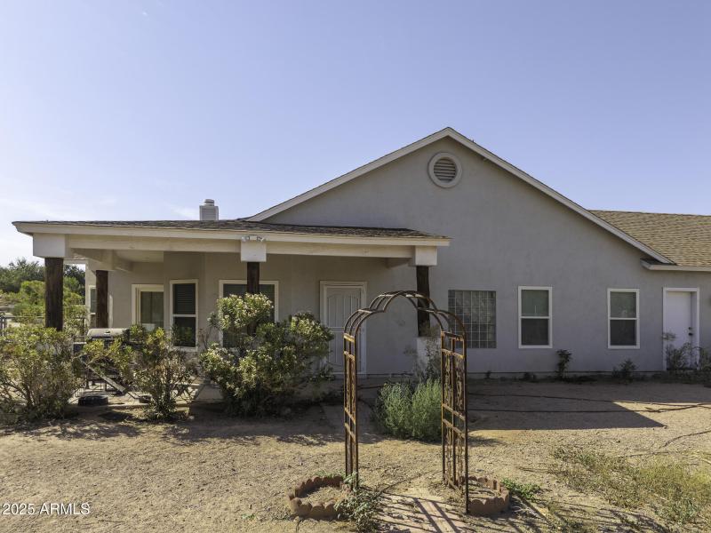 UAS House Back Center Close