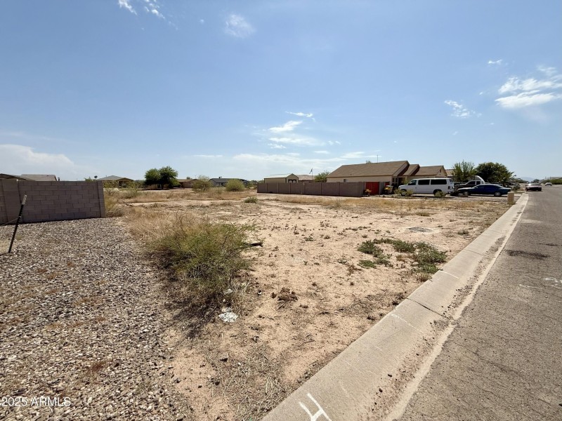 Front corner lot view