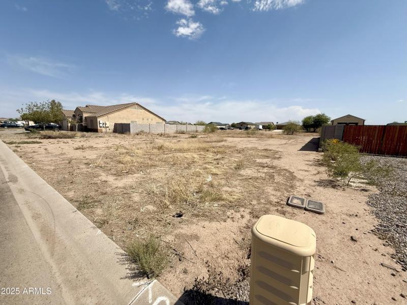 Front corner lot view2