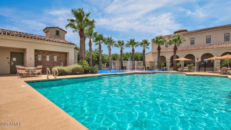 Center on Main POOL