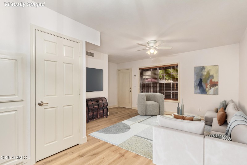 Living Room (virtual)