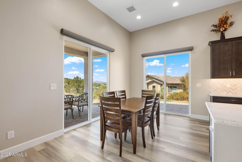 14-Dining Room