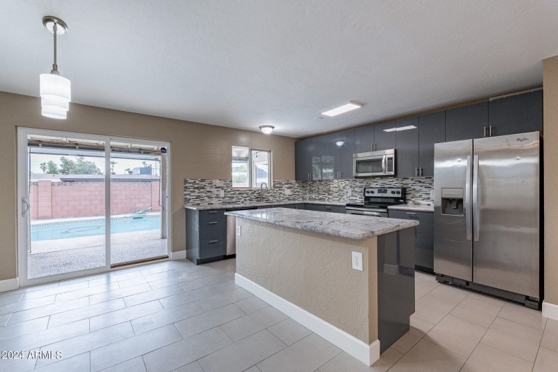 14-web-or-mls-Orchid-14