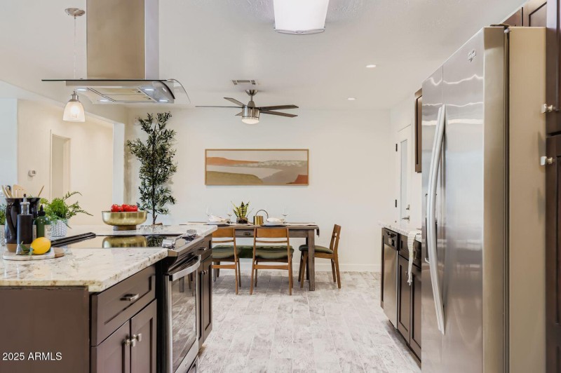 Kitchen/Dining Room