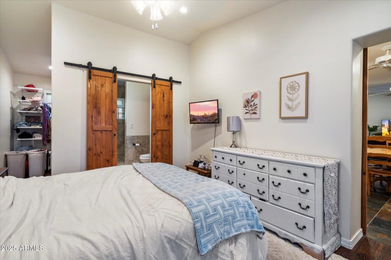 Ensuite Bedroom #2