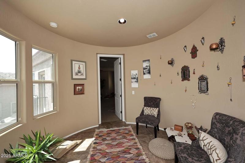 Primary Bedroom-Vestibule