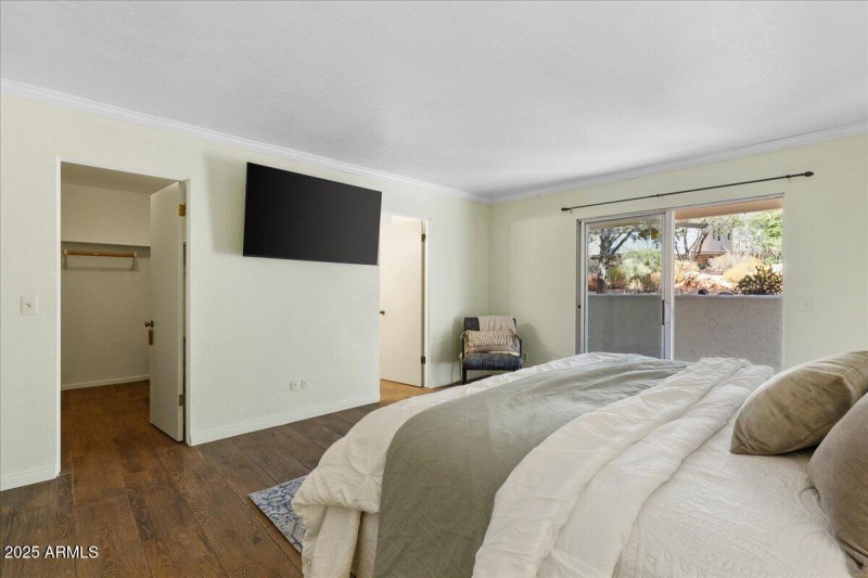 23-Primary Bedroom