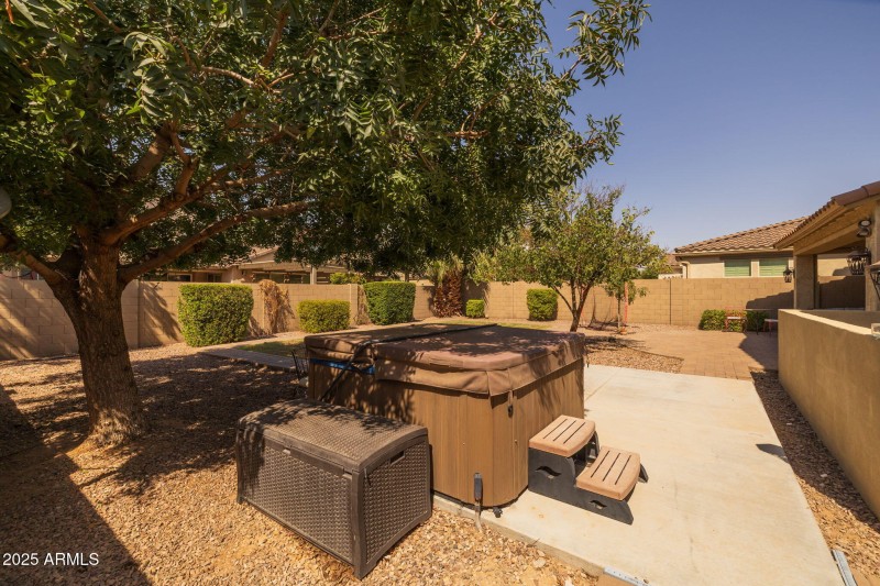53-web-or-mls-10648 E. Kinetic Drive-53