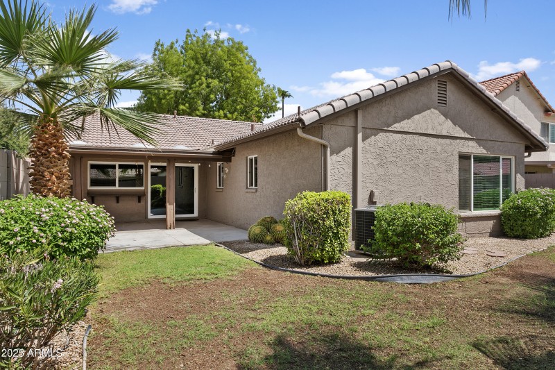 1527EWestwindway025