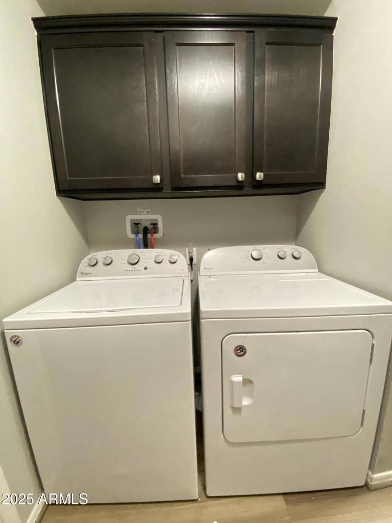 Washer dryer yanuzzi
