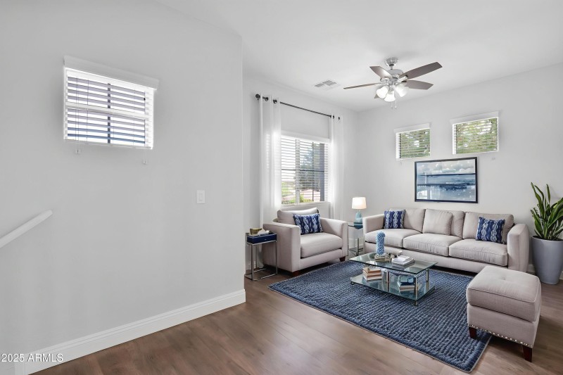 19095 Kingbird - 20Loft1