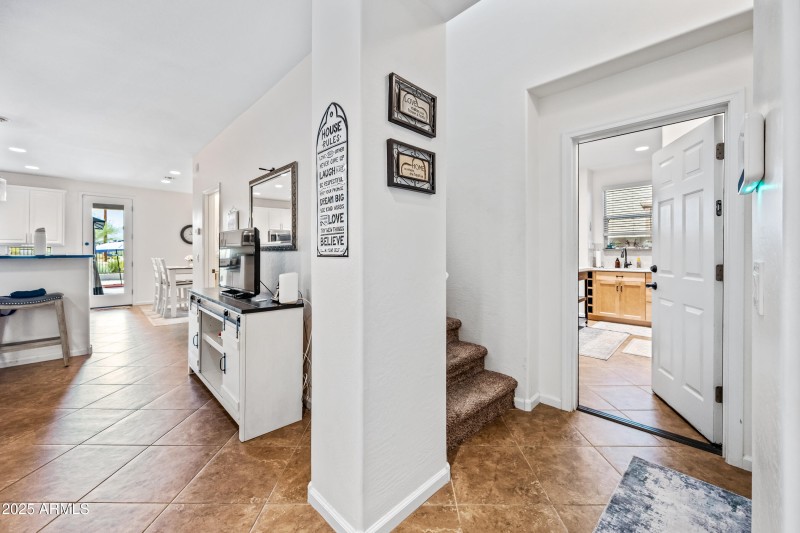 Entry to Stairs