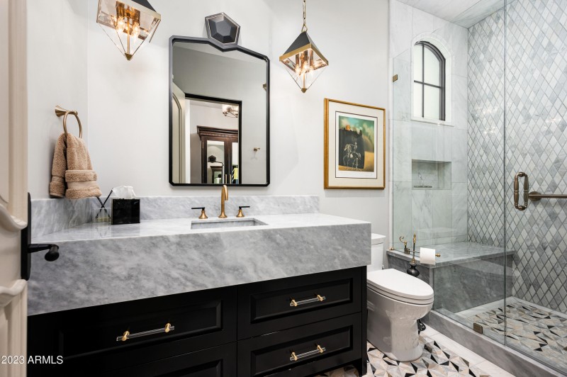 Office Ensuite