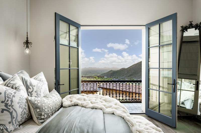 Privacy with Views