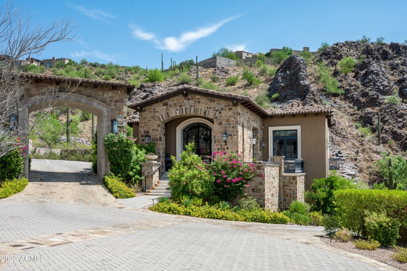 Detached Guest House