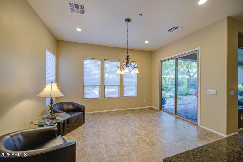 Light-Filled Dining Space
