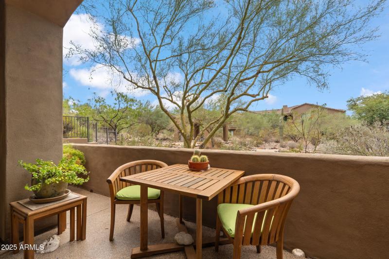 Covered patio w/ desert Views