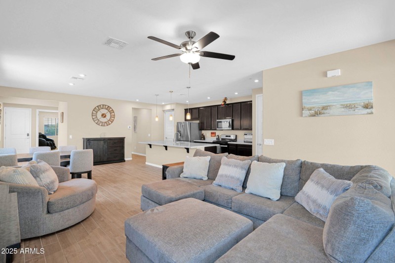 18-web-or-mls-P1279939