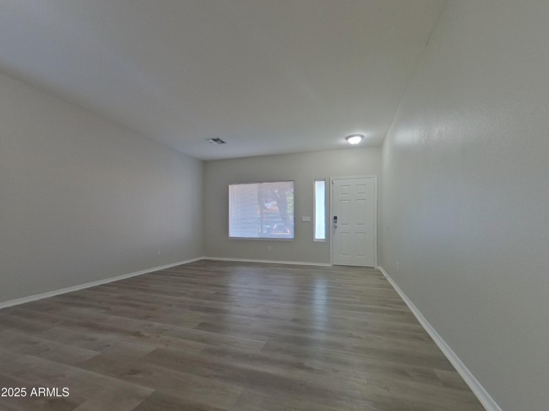 2_pc_T92SjD5qj7_8dHPrXbUnl_layout_0