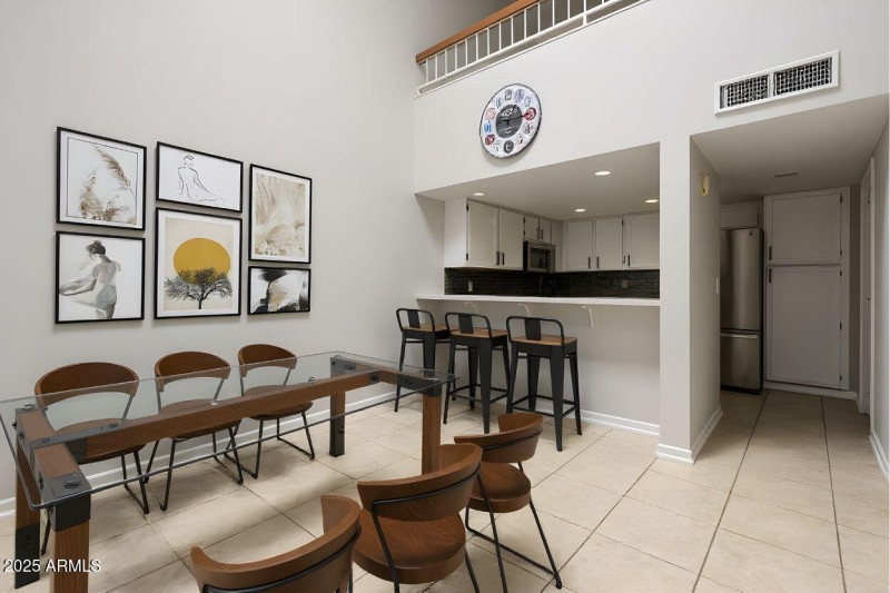 Virtual Staging