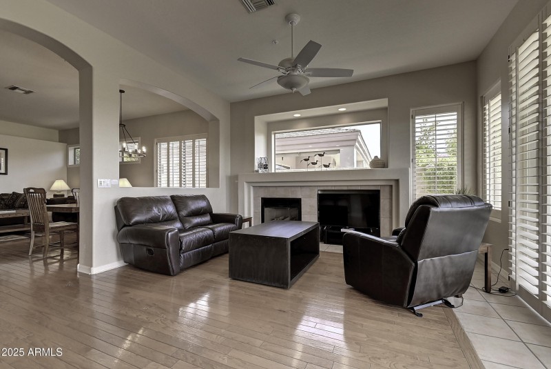 9039 Broken Bow (23)