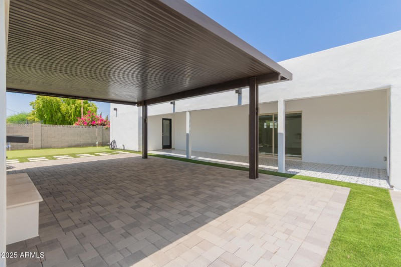 Covered Patio Off Great Room