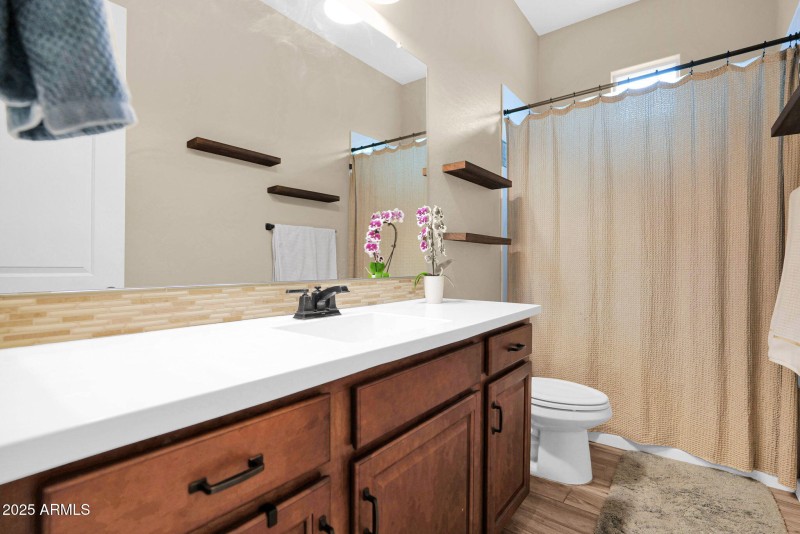 hall full bath