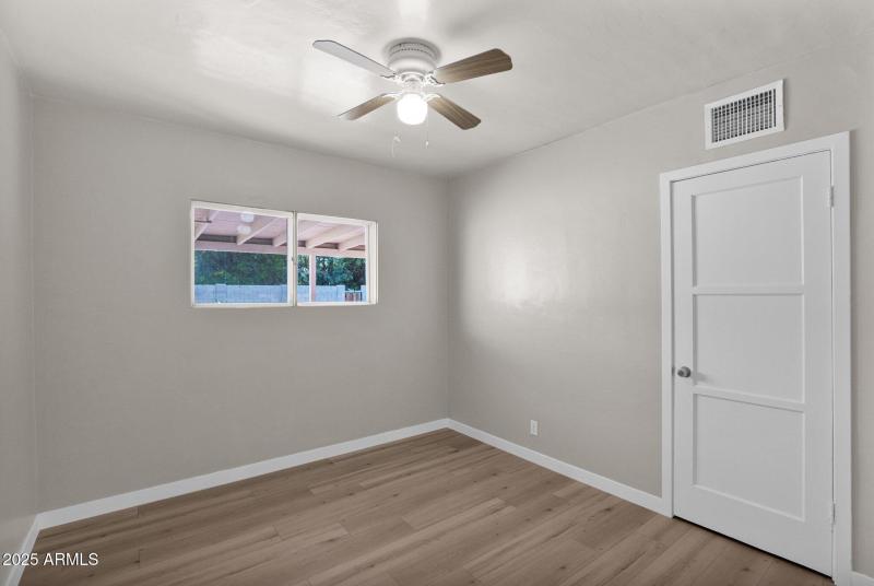 15-web-or-mls-P1002190