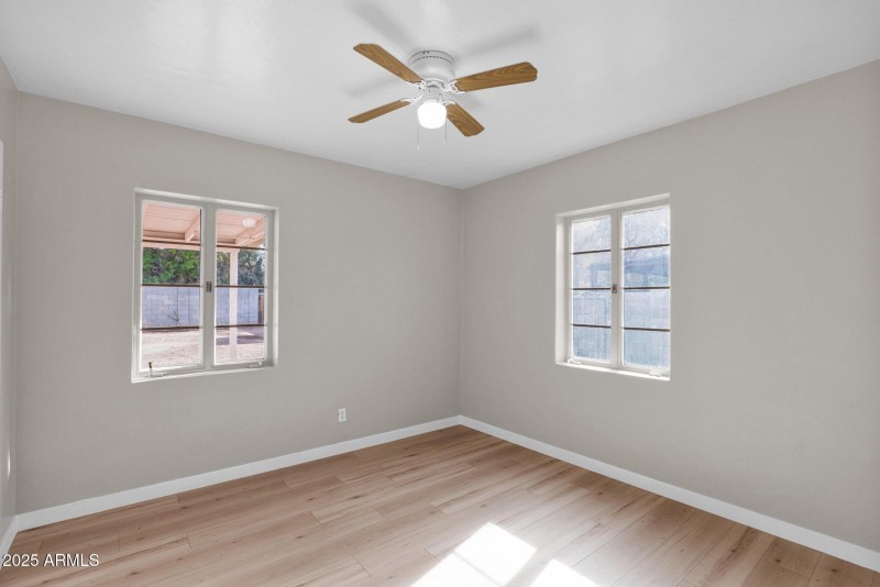 16-web-or-mls-P1002192