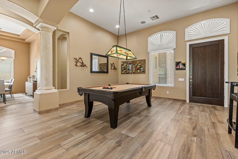 living room / entry